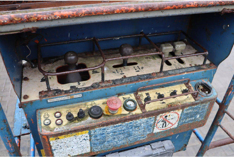 Teleskopska platforma Hitachi HX140B: slika 13 Teleskopska platforma Hitachi HX140B: slika 13