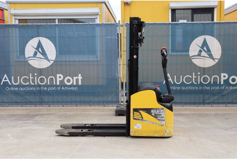 Hyundai 10 LS-7 - Slagač: slika 2 Hyundai 10 LS-7 - Slagač: slika 2