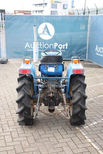 Iseki TU1700F - Traktor: slika 4 Iseki TU1700F - Traktor: slika 4