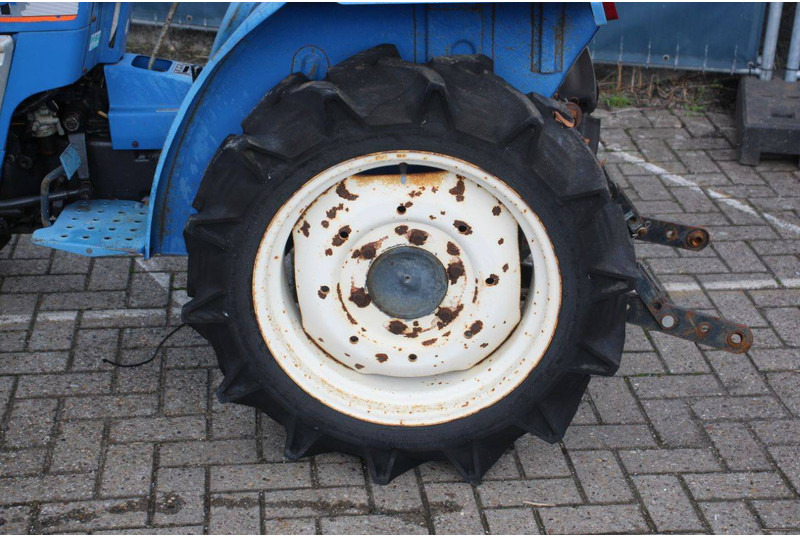 Traktor Iseki TU1700F: slika 15