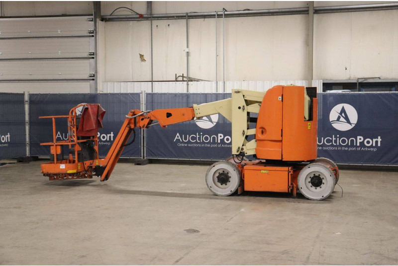 JLG E300AJP - Zglobna platforma: slika 3 JLG E300AJP - Zglobna platforma: slika 3