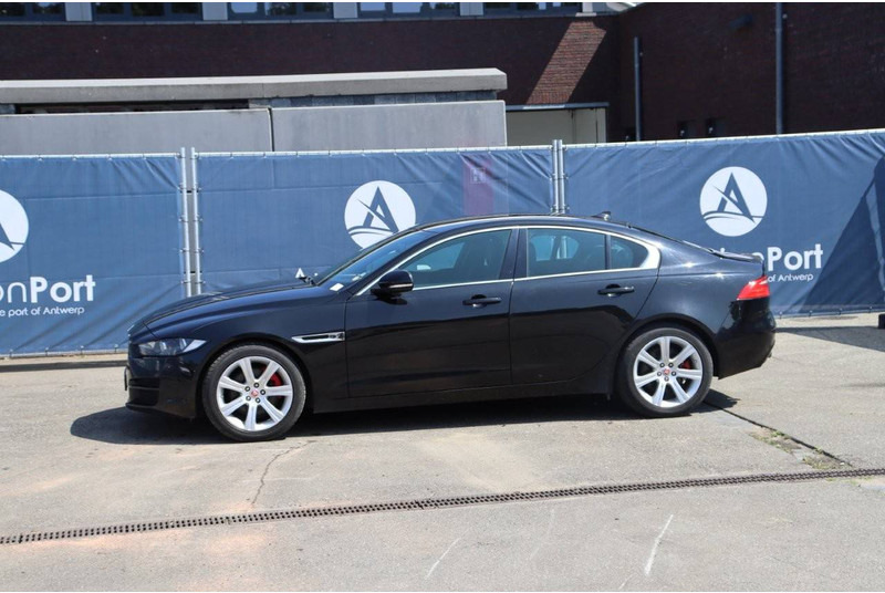 Jaguar XE - Limuzina: slika 1 Jaguar XE - Limuzina: slika 1