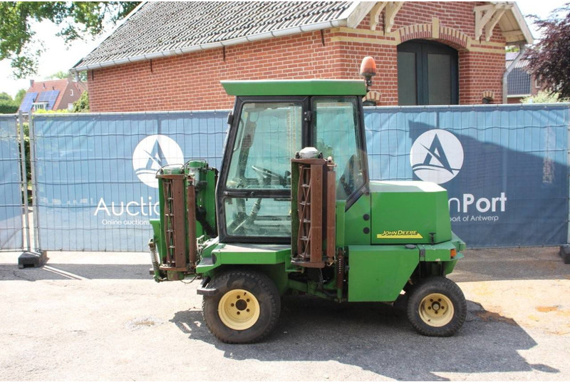 John Deere - Baštenska kosačica: slika 2 John Deere - Baštenska kosačica: slika 2