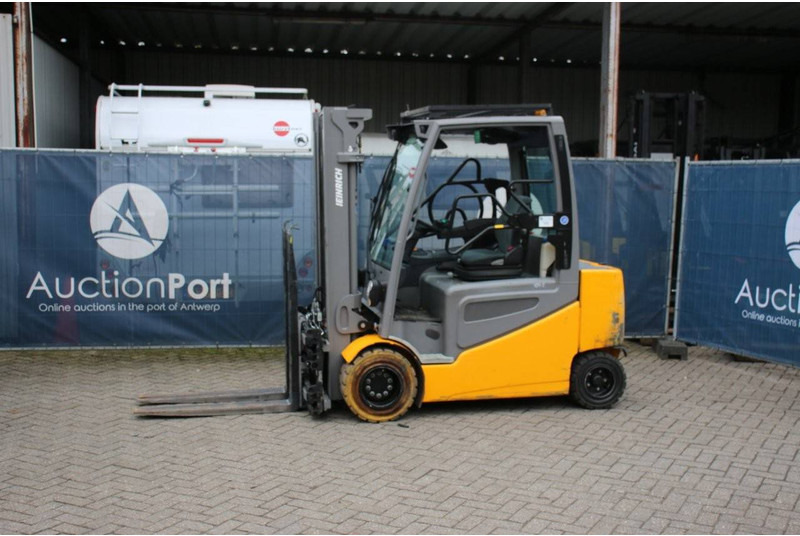 Jungheinrich EFG S30 - Električni viljuškar: slika 1 Jungheinrich EFG S30 - Električni viljuškar: slika 1