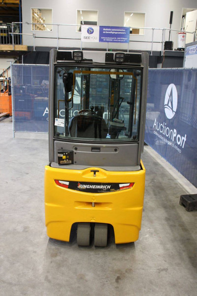 Jungheinrich EFG220 - Električni viljuškar: slika 4 Jungheinrich EFG220 - Električni viljuškar: slika 4