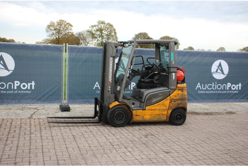 Jungheinrich TFG 320s - Gasni viljuškar: slika 1 Jungheinrich TFG 320s - Gasni viljuškar: slika 1