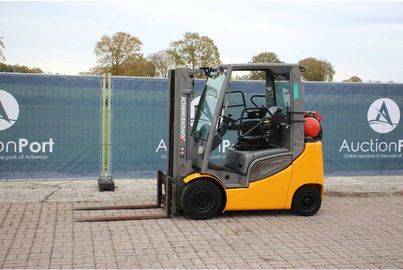 Jungheinrich TFG 320s - Gasni viljuškar: slika 1 Jungheinrich TFG 320s - Gasni viljuškar: slika 1