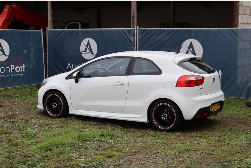 Kia Rio - Limuzina: slika 3 Kia Rio - Limuzina: slika 3