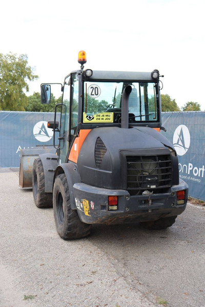 Komatsu WA70-7 - Utovarivač točkaš: slika 4 Komatsu WA70-7 - Utovarivač točkaš: slika 4