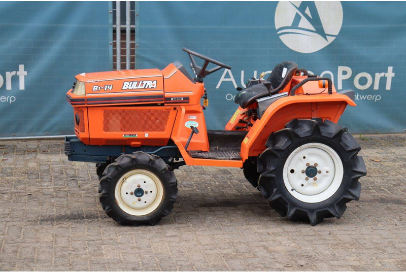 Kubota B1-14 Bulltra - Traktor: slika 1 Kubota B1-14 Bulltra - Traktor: slika 1
