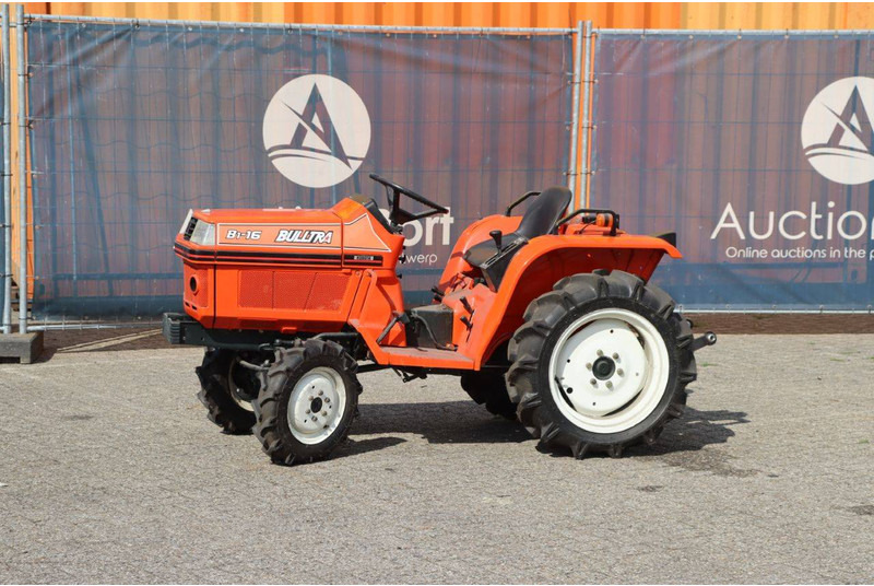 Kubota B1-16 Bulltra - Traktor: slika 1 Kubota B1-16 Bulltra - Traktor: slika 1
