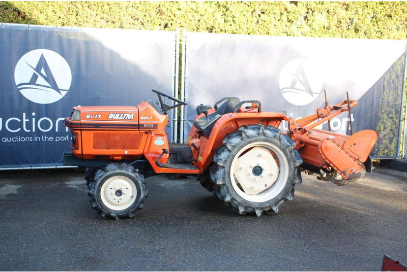 Kubota B1-17 Bulltra - Traktor: slika 1 Kubota B1-17 Bulltra - Traktor: slika 1