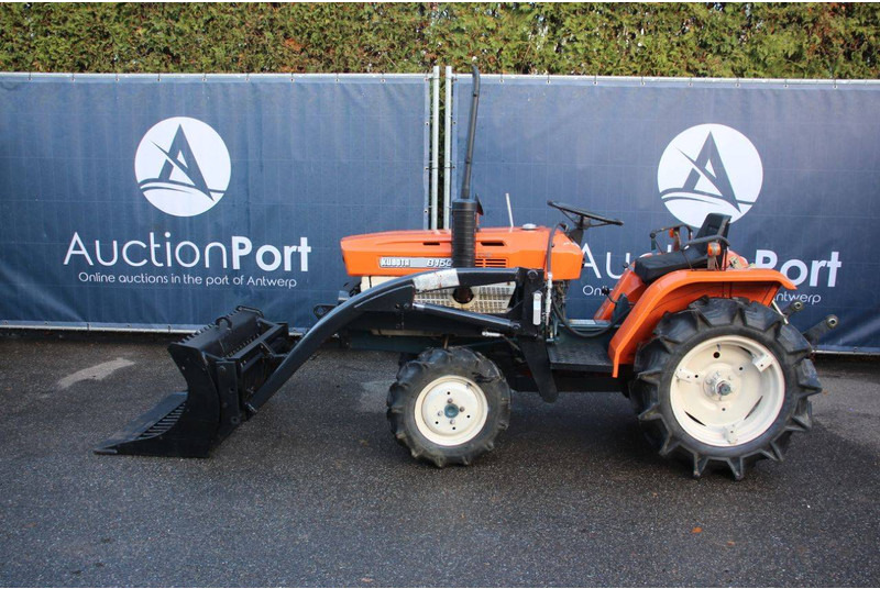 Kubota B1500DT - Traktor: slika 2 Kubota B1500DT - Traktor: slika 2