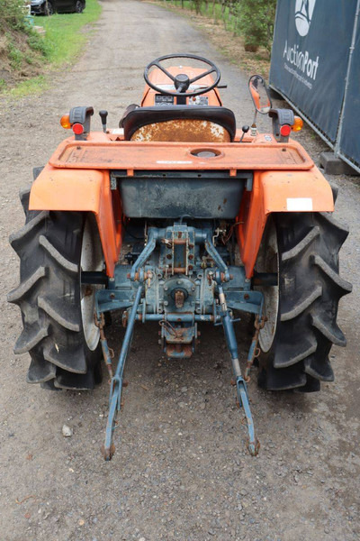 Kubota B1702-M - Traktor: slika 5 Kubota B1702-M - Traktor: slika 5