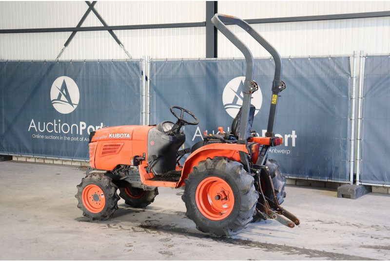 Kubota B2420 - Traktor: slika 3 Kubota B2420 - Traktor: slika 3