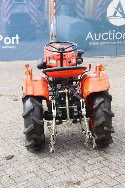 Kubota B7000 - Traktor: slika 5 Kubota B7000 - Traktor: slika 5