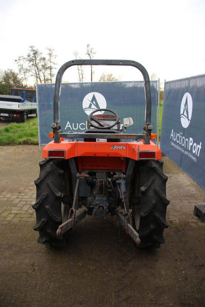 Kubota GT-3 - Traktor: slika 4 Kubota GT-3 - Traktor: slika 4