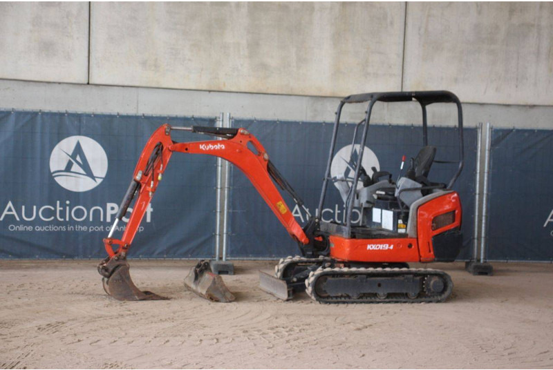 Kubota KX019-4 - Mini bager: slika 1 Kubota KX019-4 - Mini bager: slika 1