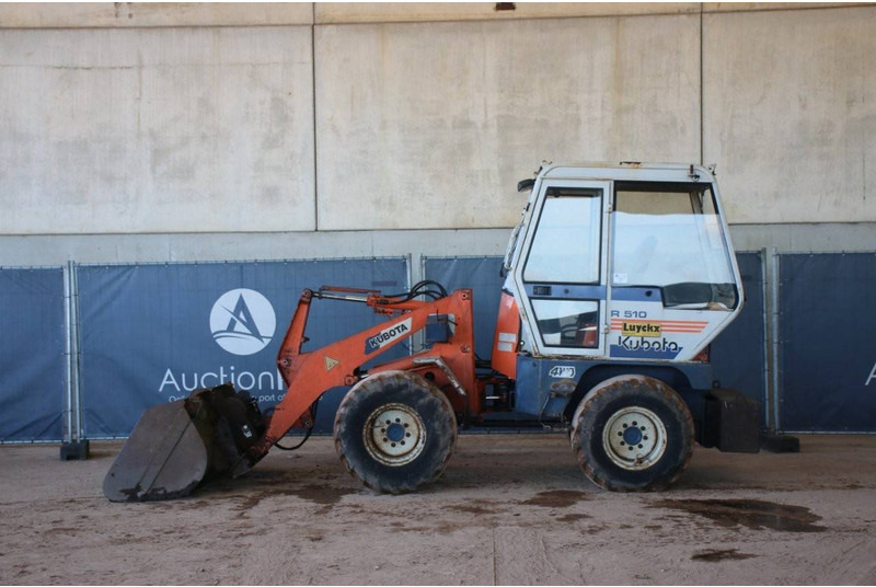 Kubota R510 - Utovarivač točkaš: slika 2 Kubota R510 - Utovarivač točkaš: slika 2