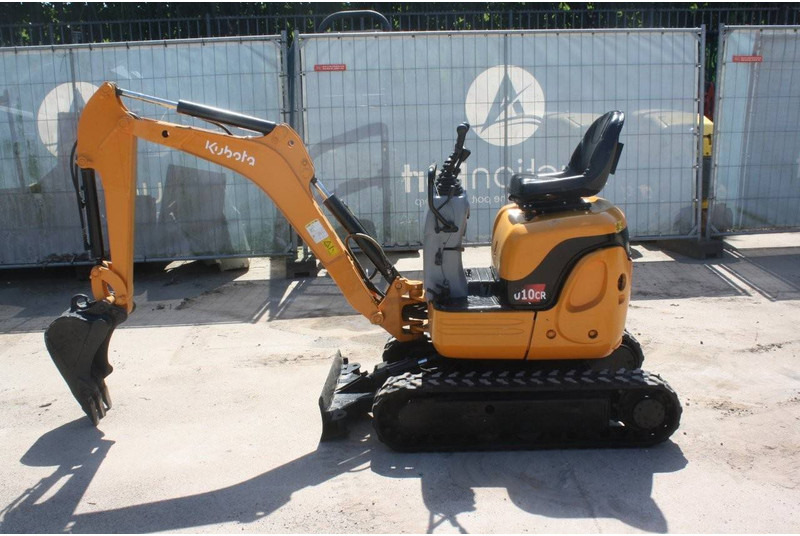 Kubota U10-3 - Mini bager: slika 1 Kubota U10-3 - Mini bager: slika 1