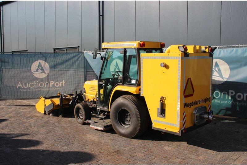 Kubota Version STV40 - Traktor: slika 3 Kubota Version STV40 - Traktor: slika 3