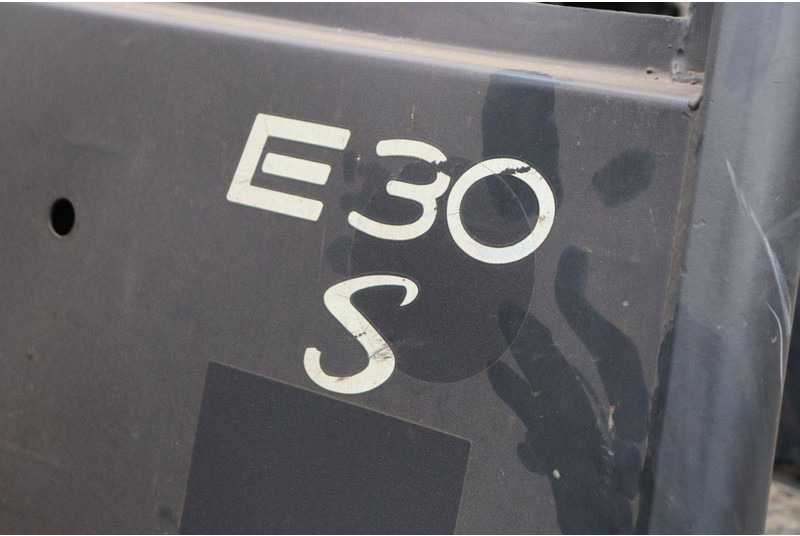 Električni viljuškar Linde E30/03: slika 15