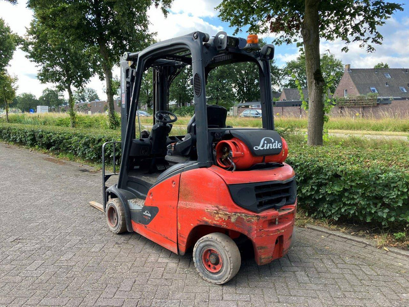 Linde H20T-01 - Gasni viljuškar: slika 3 Linde H20T-01 - Gasni viljuškar: slika 3