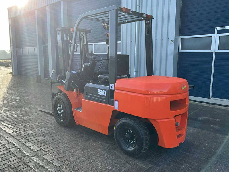 Machpro MP-L30 - Dizel viljuškar: slika 2 Machpro MP-L30 - Dizel viljuškar: slika 2