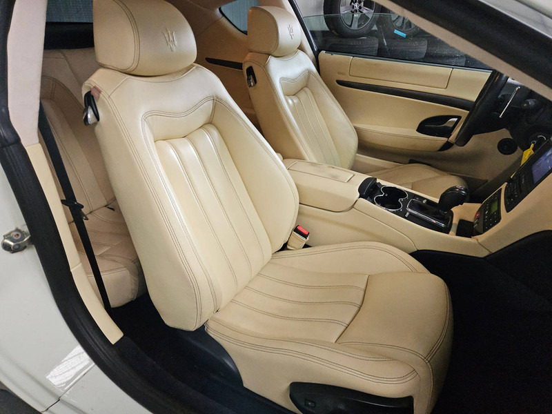 Limuzina Maserati GranTurismo (I): slika 13