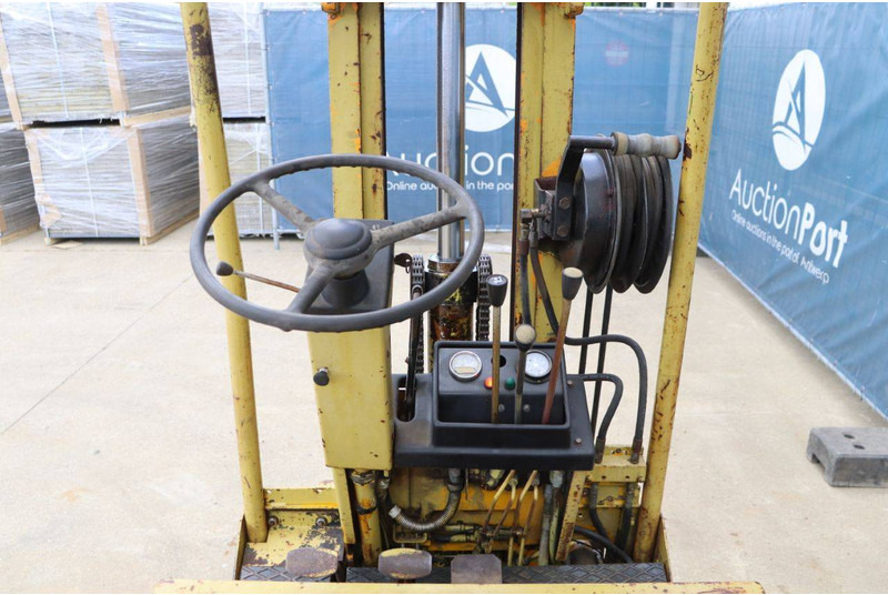 Gasni viljuškar Matra F1550ZP: slika 20 Gasni viljuškar Matra F1550ZP: slika 20