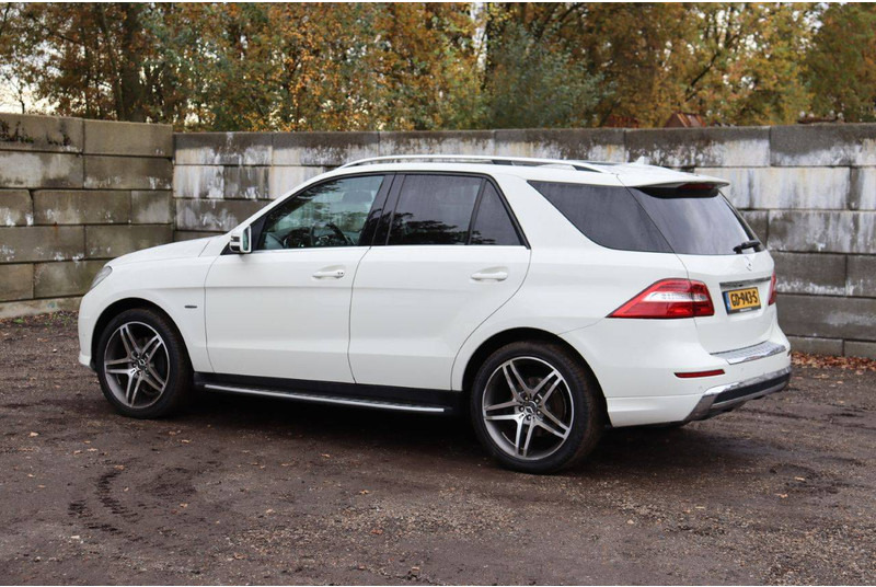 Mercedes-Benz ML350 - Limuzina: slika 3 Mercedes-Benz ML350 - Limuzina: slika 3