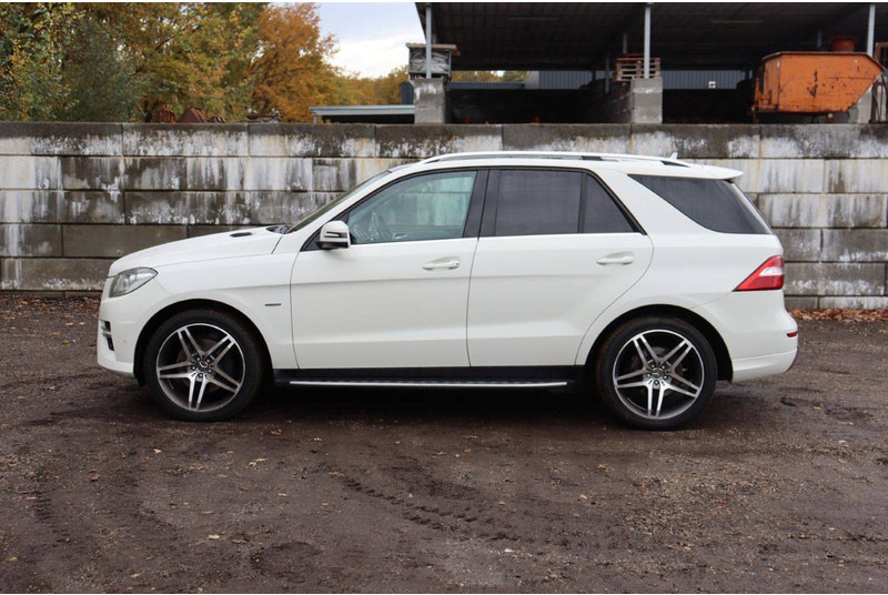 Mercedes-Benz ML350 - Limuzina: slika 2 Mercedes-Benz ML350 - Limuzina: slika 2