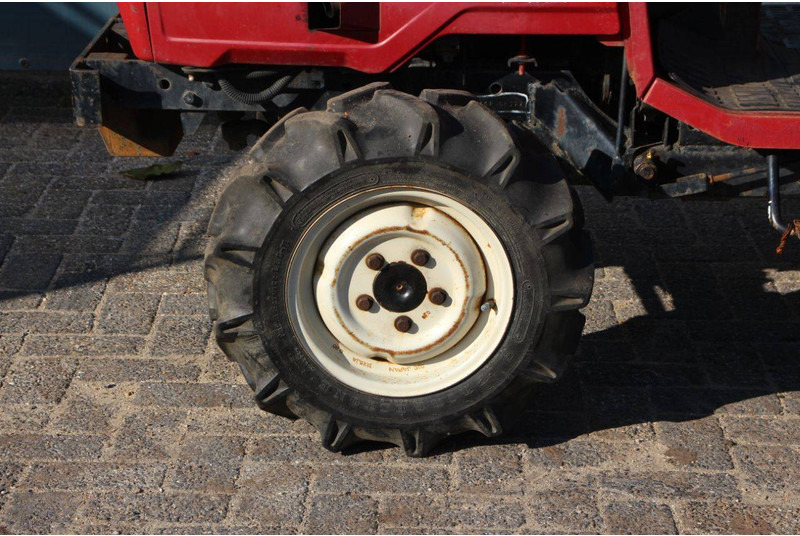 Traktor Mitsubishi MT165: slika 12