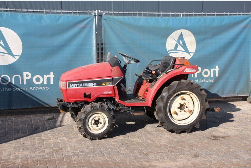 Mitsubishi MT165 - Traktor: slika 1 Mitsubishi MT165 - Traktor: slika 1