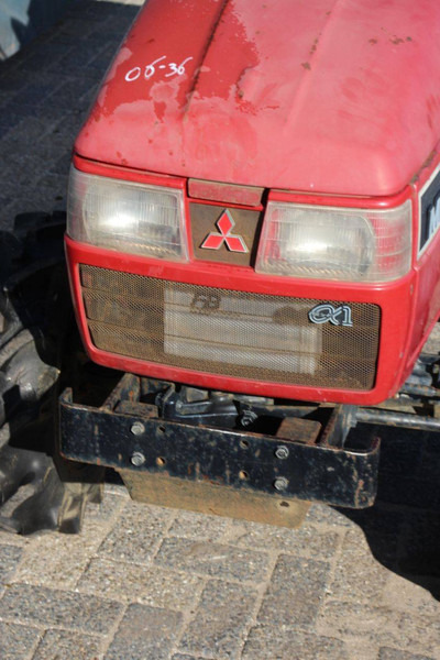 Traktor Mitsubishi MT165: slika 8
