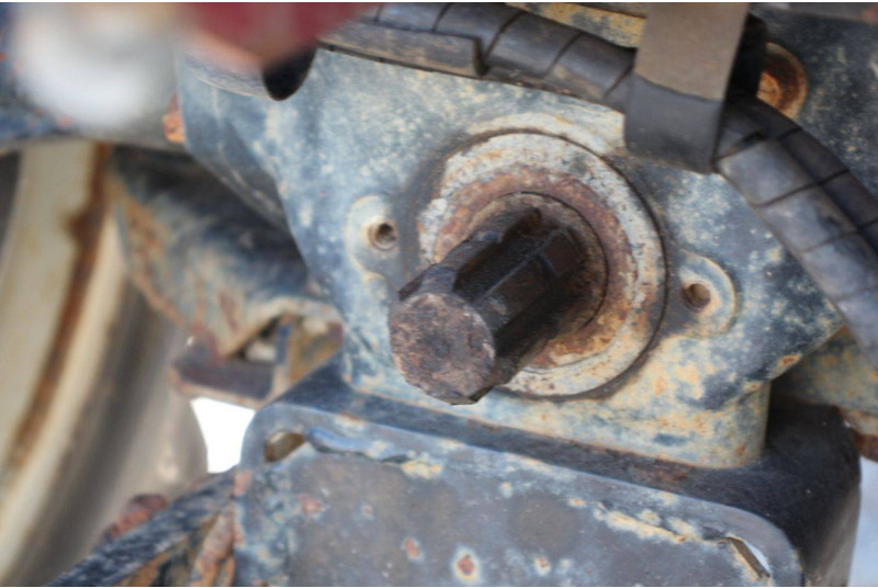 Traktor Mitsubishi MT165: slika 18