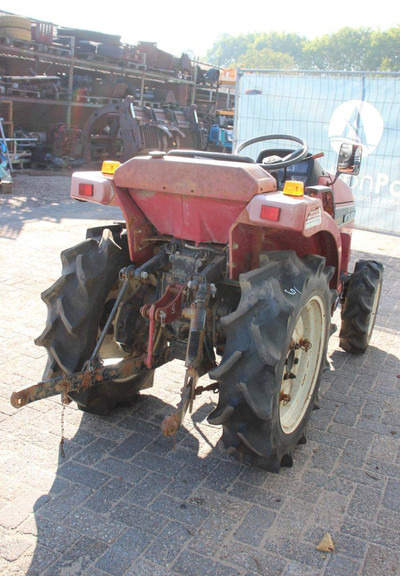 Mitsubishi MT165 - Traktor: slika 5 Mitsubishi MT165 - Traktor: slika 5