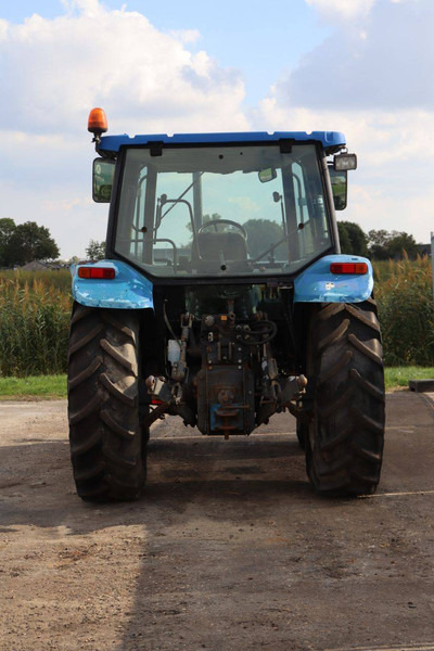 New Holland Ford 6635DT/4 - Traktor: slika 5 New Holland Ford 6635DT/4 - Traktor: slika 5