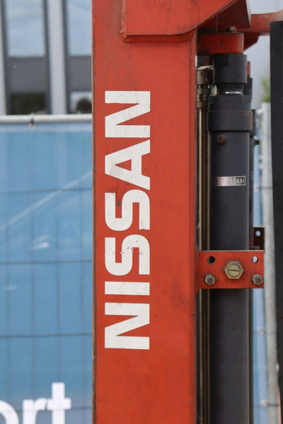 Gasni viljuškar Nissan KCUGH02F350: slika 16 Gasni viljuškar Nissan KCUGH02F350: slika 16