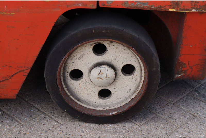 Gasni viljuškar Nissan KCUGH02F350: slika 18 Gasni viljuškar Nissan KCUGH02F350: slika 18