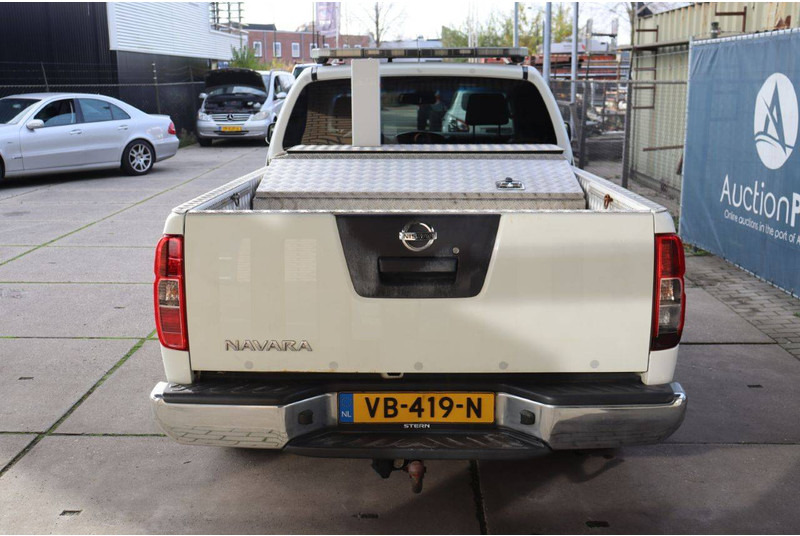 Nissan Navara NISSAN NAVARA - Automobil: slika 5 Nissan Navara NISSAN NAVARA - Automobil: slika 5