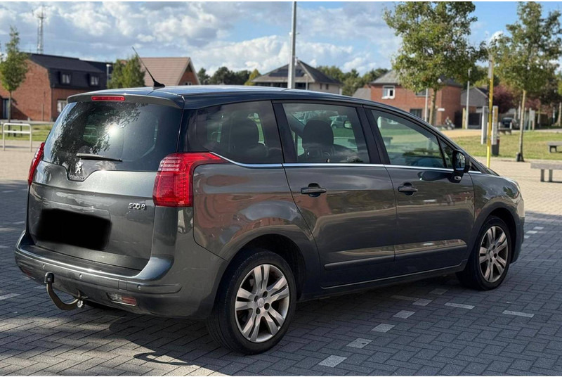 Peugeot 5008 (I - phase 2) 2.0 HDi - Limuzina: slika 3 Peugeot 5008 (I - phase 2) 2.0 HDi - Limuzina: slika 3