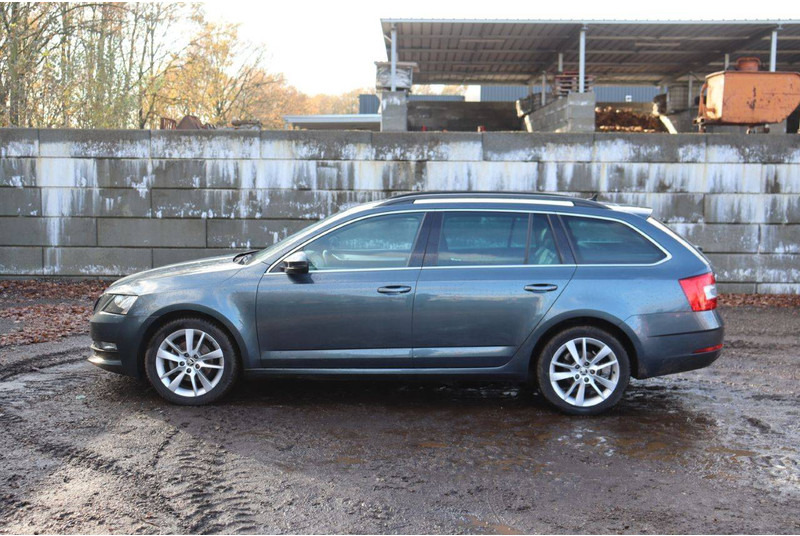 Škoda Octavia - Automobil: slika 2 Škoda Octavia - Automobil: slika 2