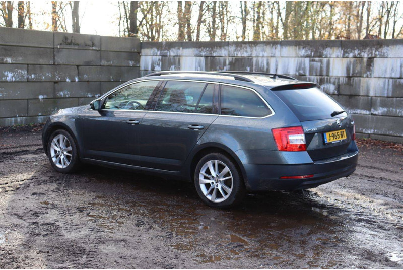 Škoda Octavia - Automobil: slika 3 Škoda Octavia - Automobil: slika 3