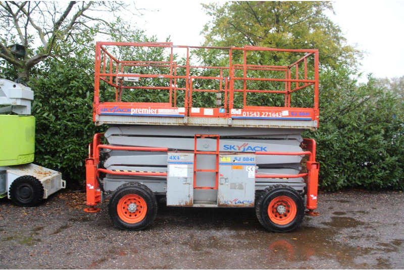 Skyjack SJ 8841 - Lift u obliku makaza: slika 2 Skyjack SJ 8841 - Lift u obliku makaza: slika 2