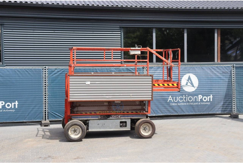 Skyjack SJ III - 6832 - Lift u obliku makaza: slika 1 Skyjack SJ III - 6832 - Lift u obliku makaza: slika 1