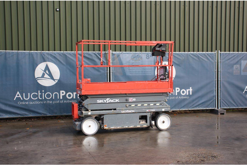 Skyjack SJ3220 - Lift u obliku makaza: slika 1 Skyjack SJ3220 - Lift u obliku makaza: slika 1