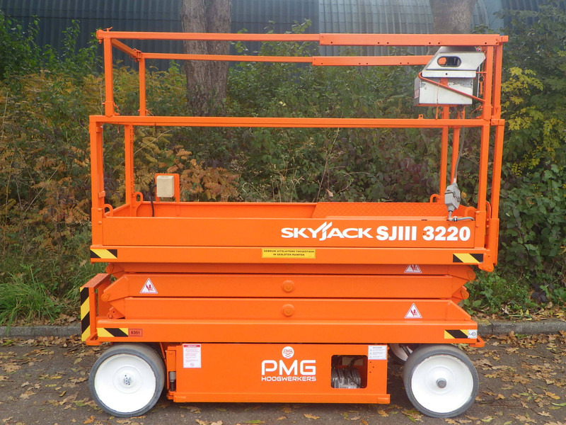 Skyjack SJ3220 - Lift u obliku makaza: slika 1 Skyjack SJ3220 - Lift u obliku makaza: slika 1