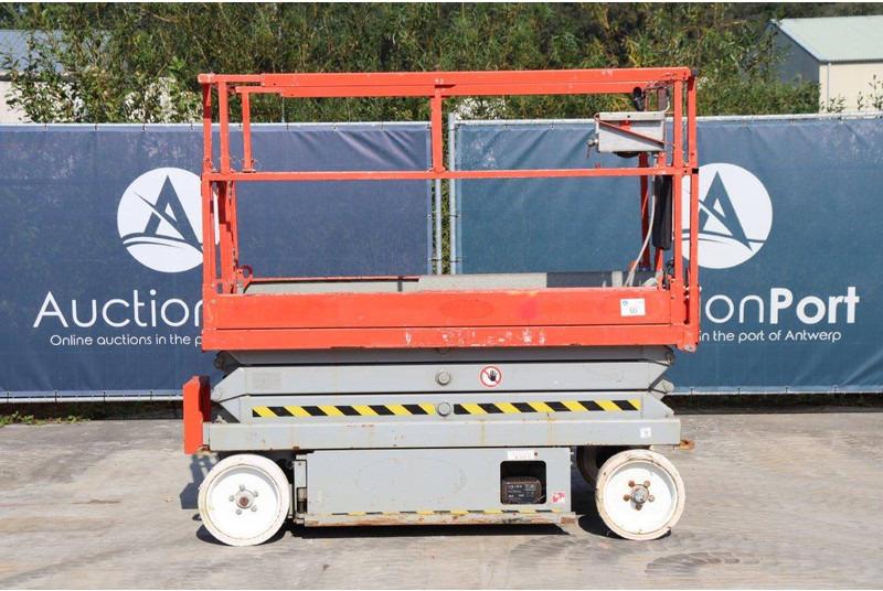 Skyjack SJ4620 - Lift u obliku makaza: slika 2 Skyjack SJ4620 - Lift u obliku makaza: slika 2