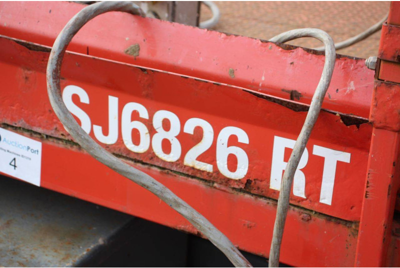 Lift u obliku makaza Skyjack SJ6826 RT 4x4: slika 14